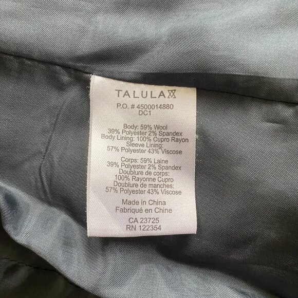 Aritzia Talula Wool Grey Blazer with Crested Buttons and Front Pockets Size 0 - Picture 10 of 12